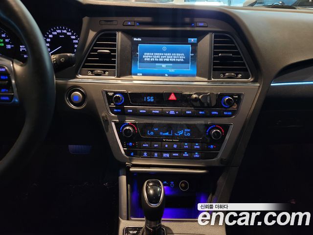 Hyundai Sonata 2015 — photo 12