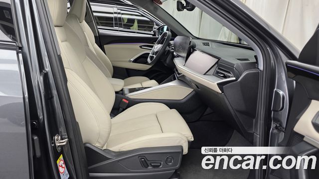Audi Q5 2025 — photo 16