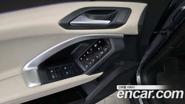 Audi Q5 2025 — photo 28