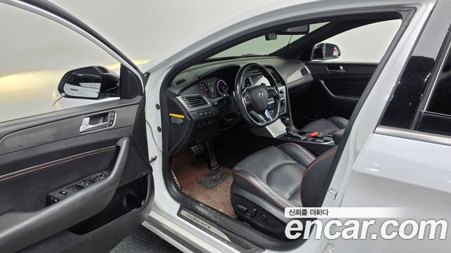 Hyundai Sonata 2015 — photo 13