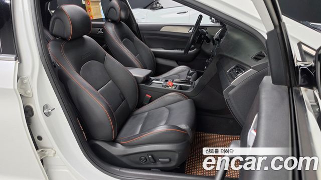Hyundai Sonata 2015 — photo 17