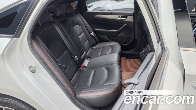 Hyundai Sonata 2015 — photo 18