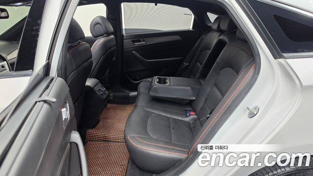 Hyundai Sonata 2015 — photo 16