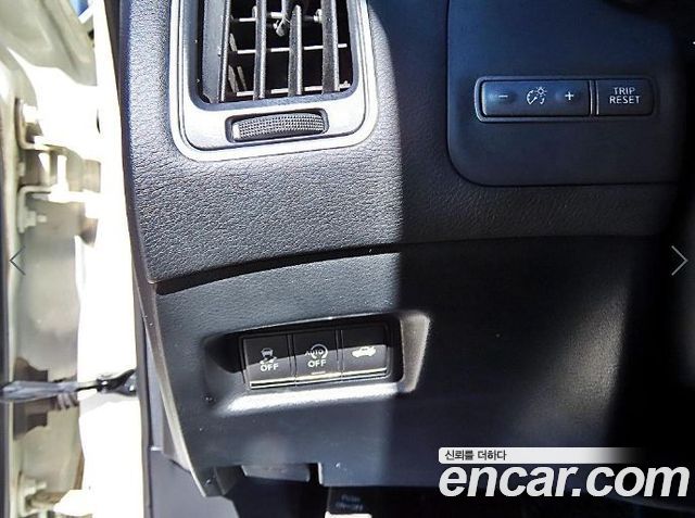 Infiniti Q50 2015 — photo 12
