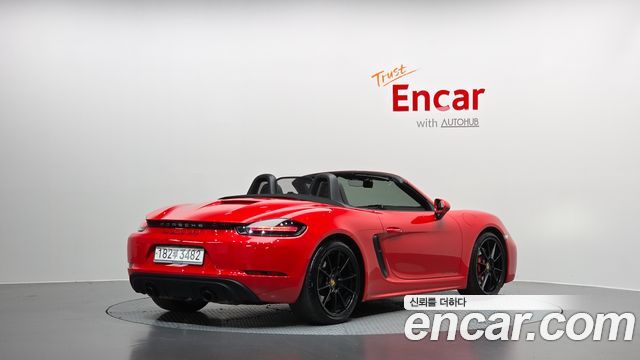 Porsche 718 2024 — photo 2