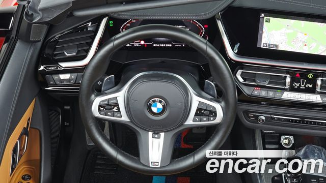 BMW Z4 2022 — photo 17