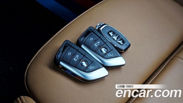 BMW Z4 2022 — photo 19