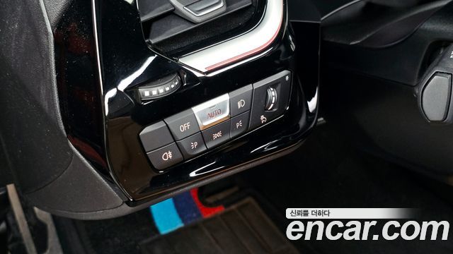 BMW Z4 2022 — photo 26