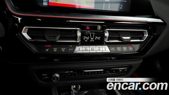 BMW Z4 2022 — photo 31