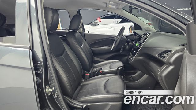 Chevrolet Korea Spark 2017 — photo 13