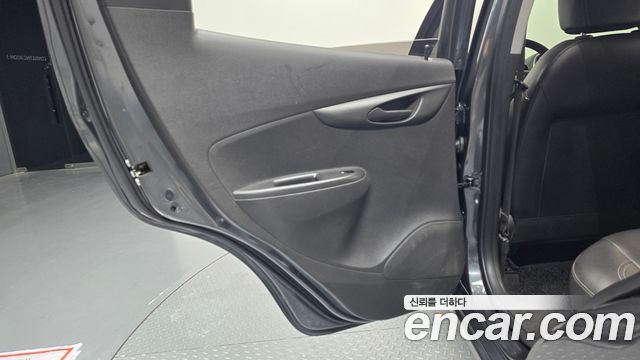 Chevrolet Korea Spark 2017 — photo 15