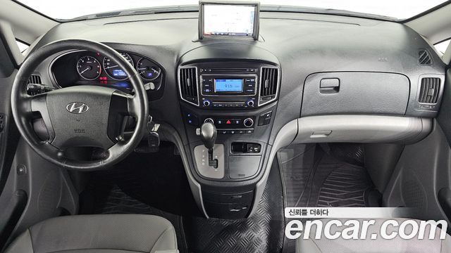 Hyundai Starex 2020 — photo 10