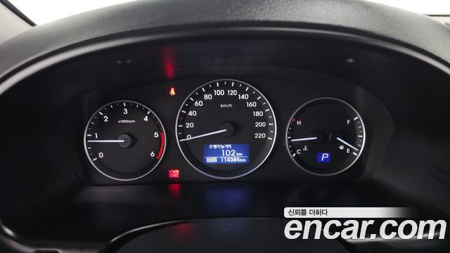Hyundai Starex 2020 — photo 11