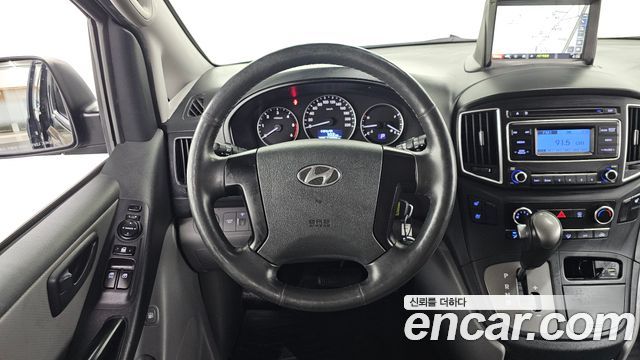 Hyundai Starex 2020 — photo 19