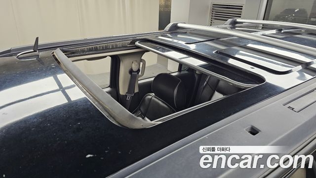 Hummer H3 2006 — photo 18