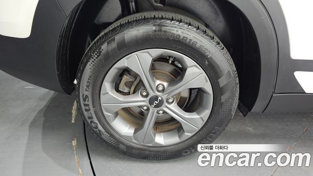 Kia Seltos 2023 — photo 5