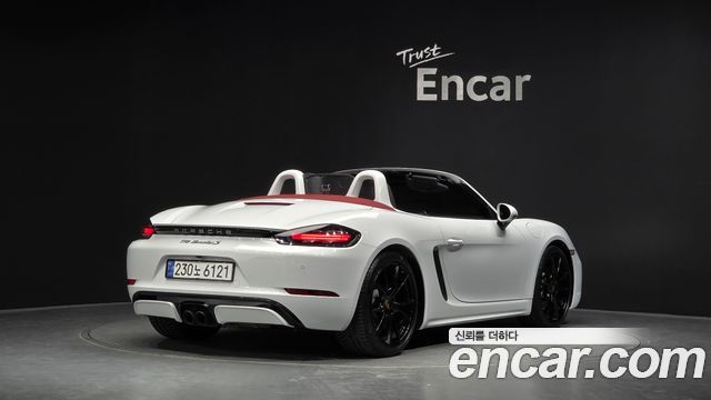 Porsche 718 2018 — photo 2