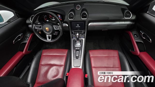 Porsche 718 2018 — photo 10