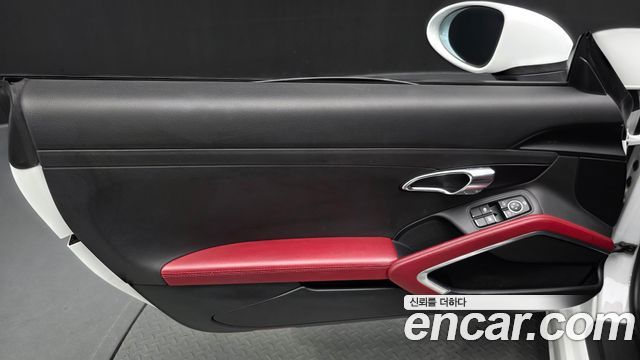 Porsche 718 2018 — photo 14