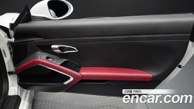 Porsche 718 2018 — photo 15