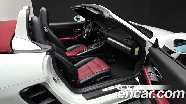 Porsche 718 2018 — photo 16