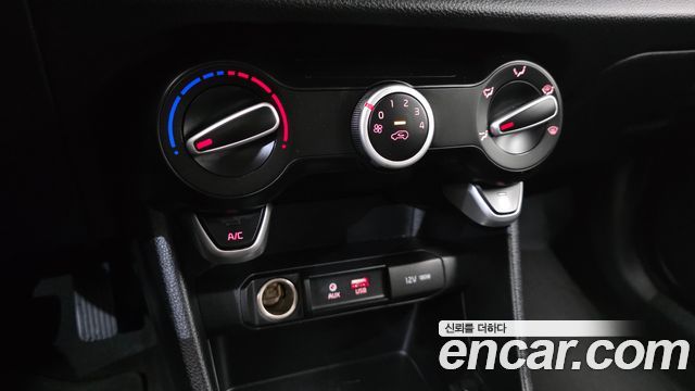 Kia morning 2018 — photo 11