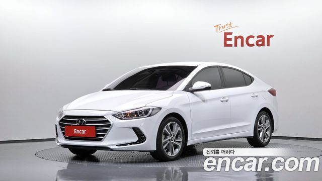 Hyundai AVANTE 2018 — photo 1