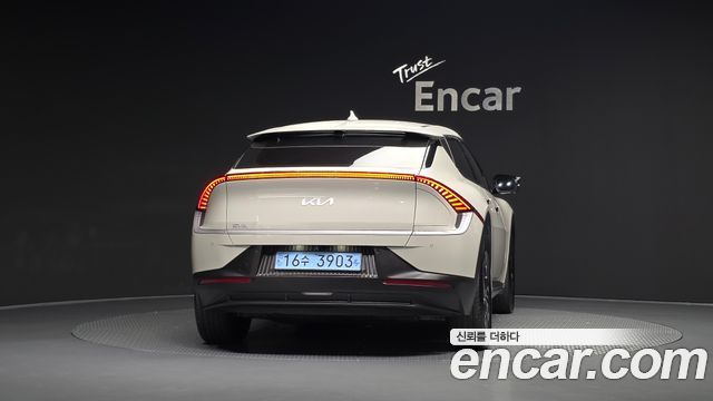 Kia EV6 2022 — photo 4