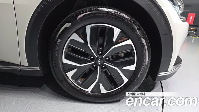 Kia EV6 2022 — photo 5