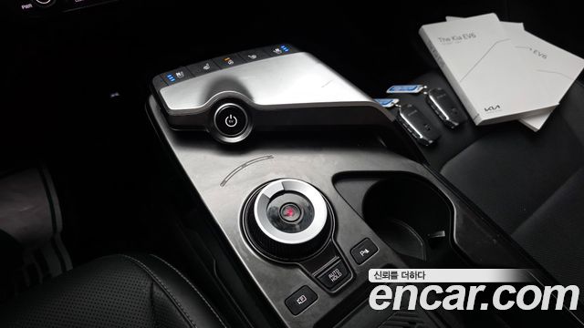 Kia EV6 2022 — photo 12