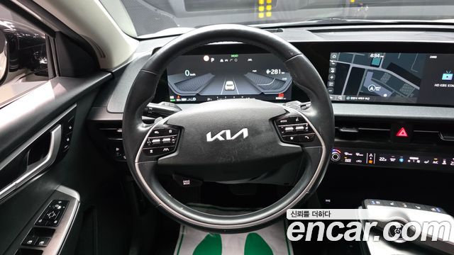 Kia EV6 2022 — photo 19