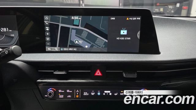 Kia EV6 2022 — photo 21