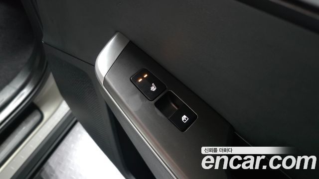 Kia EV6 2022 — photo 25