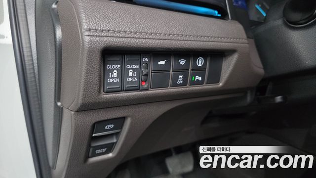 Honda Odyssey 2023 — photo 12