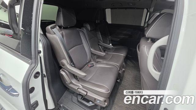 Honda Odyssey 2023 — photo 17