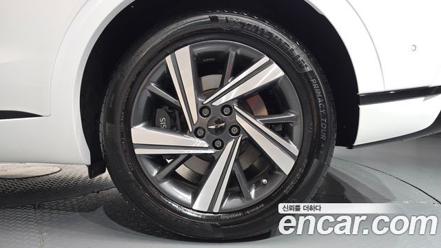 Genesis GV70 2025 — photo 7