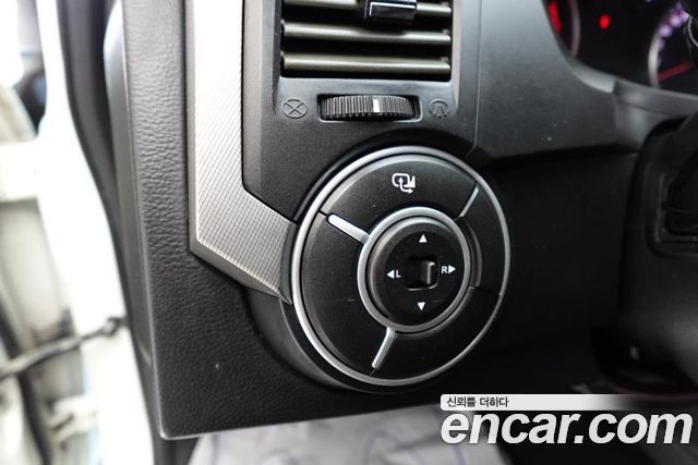KG Mobility KORANDO 2013 — photo 19