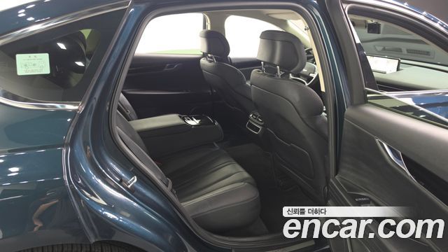 Genesis G80 2022 — photo 12
