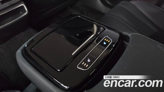 Genesis G80 2022 — photo 19