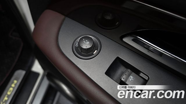 KG Mobility Rexton 2011 — photo 25