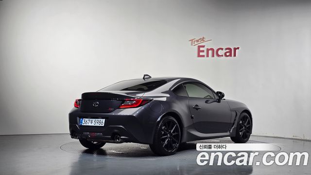 Toyota 86 2025 — photo 2