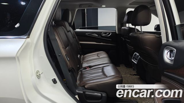 Infiniti QX60 2018 — photo 17