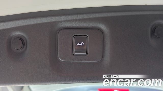 Infiniti QX60 2018 — photo 25