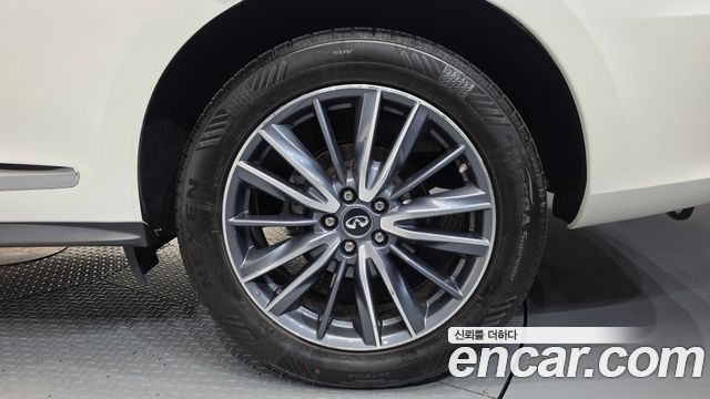 Infiniti QX60 2018 — photo 7