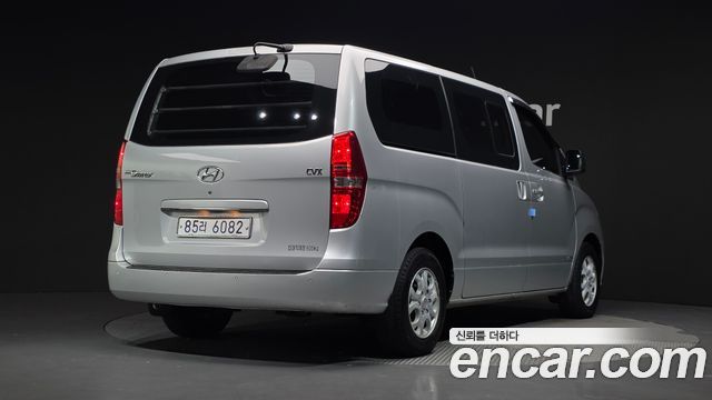 Hyundai Starex 2008 — photo 2
