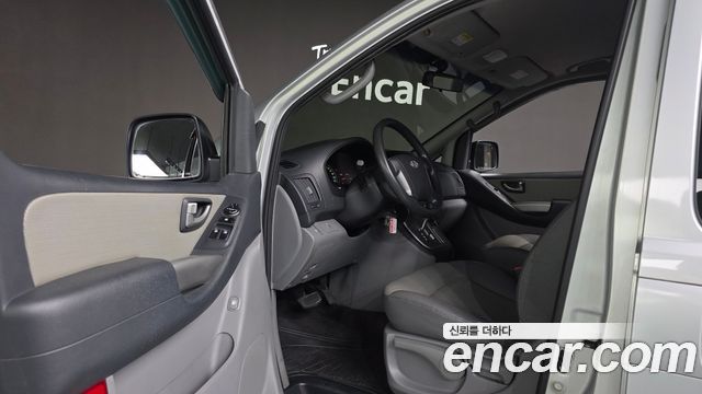 Hyundai Starex 2008 — photo 10