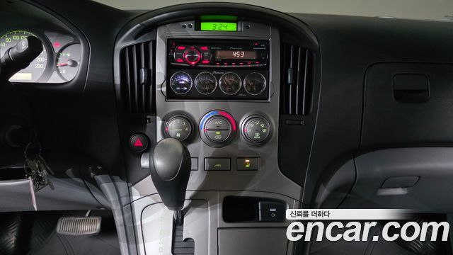 Hyundai Starex 2008 — photo 15