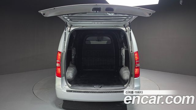Hyundai Starex 2008 — photo 20