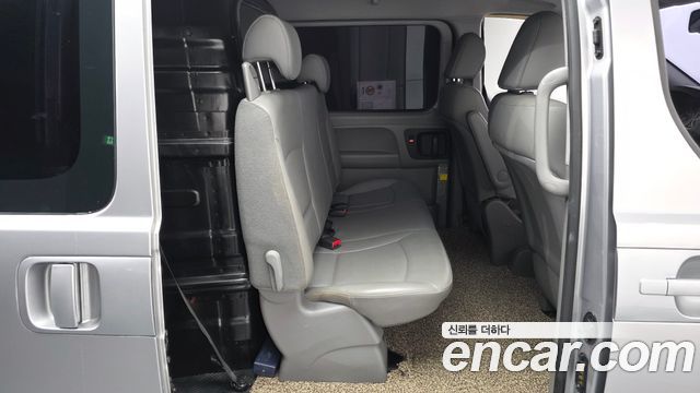 Hyundai Starex 2018 — photo 18