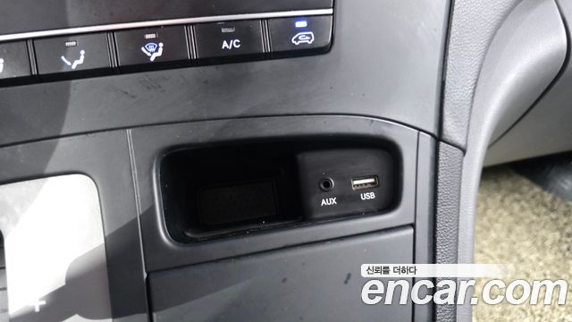 Hyundai Starex 2018 — photo 22